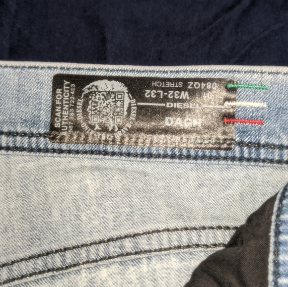 Diesel "Dagh" regular straight jeans - Picture 5 of 9